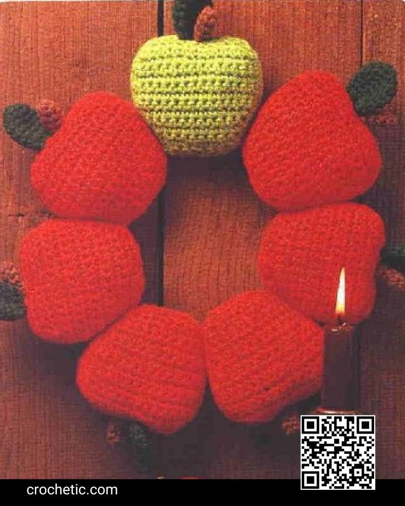 Apple Wreath - Crochet Pattern