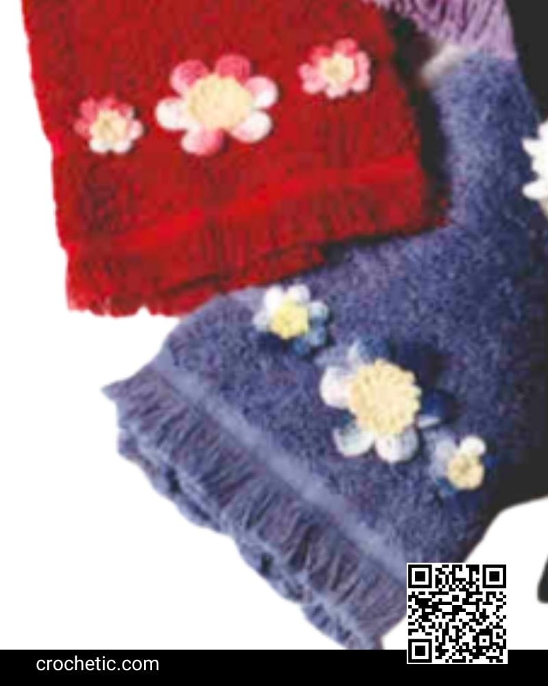 Flower Trimmed Towels - Crochet Pattern