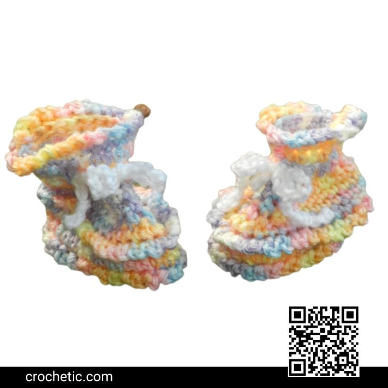 Ruffled Ridges Booties - Crochet Pattern