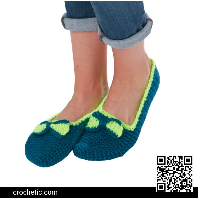 Bow Tie Slippers - Crochet Pattern