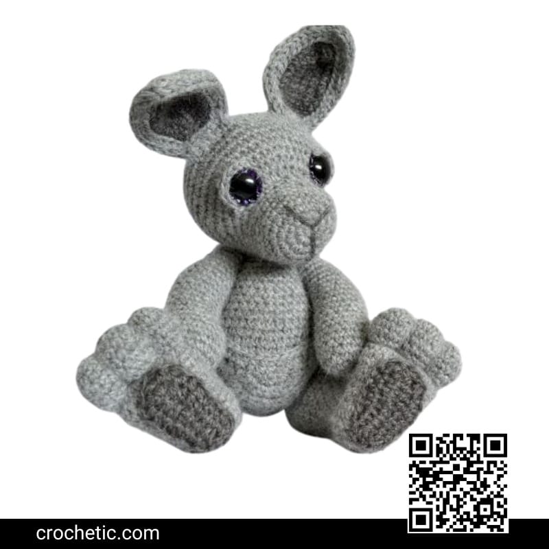 Evie the Kangaroo - Crochet Pattern