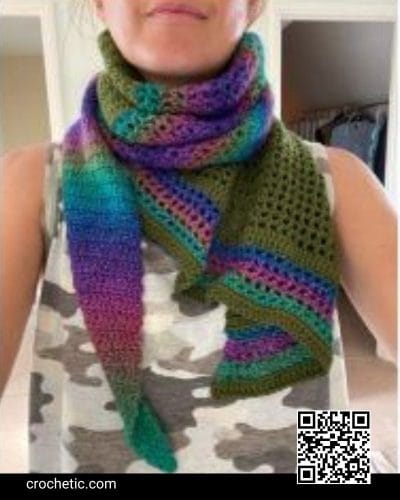 Rainbow Triangle Scarf - Crochet Pattern