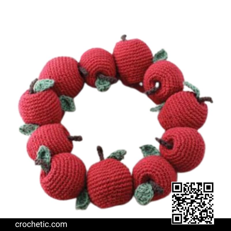 Apple Wreath - Crochet Pattern