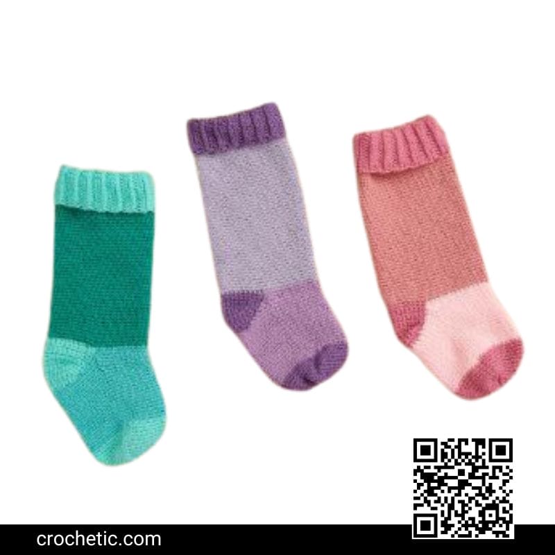 Colorblocked Stockings - Crochet Pattern