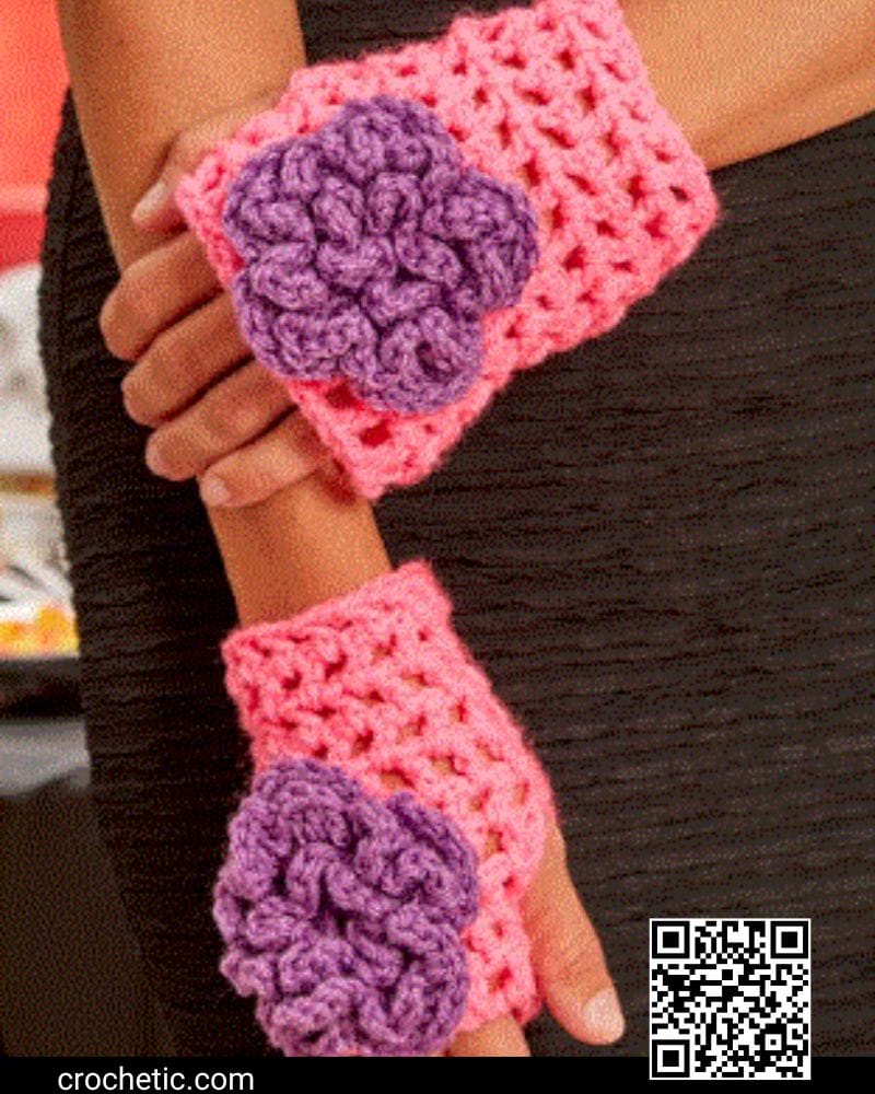 Flower Wristers - Crochet Pattern