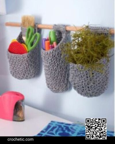 Hanging Baskets on Dowel - Crochet Pattern