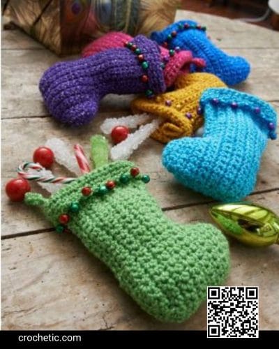 Jingle Bell Stockings - Crochet Pattern
