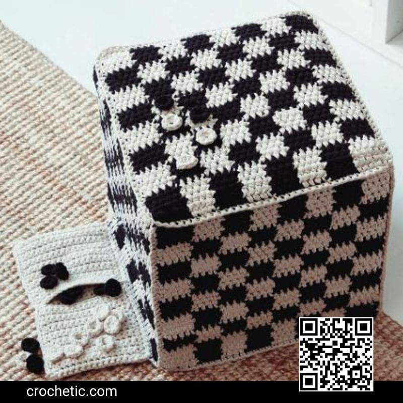 King Me! Crochet Footstool - Crochet Pattern