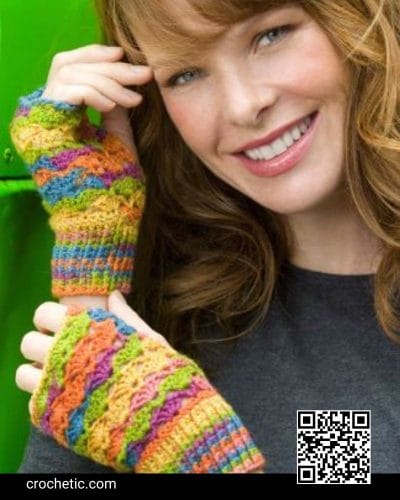 Lace Fingerless Mitts - Crochet Pattern