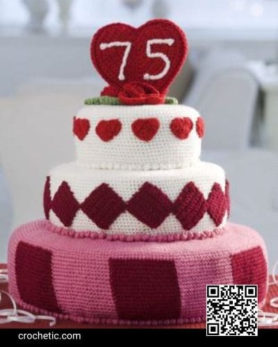 Trendy Fondant Cake - Crochet Pattern