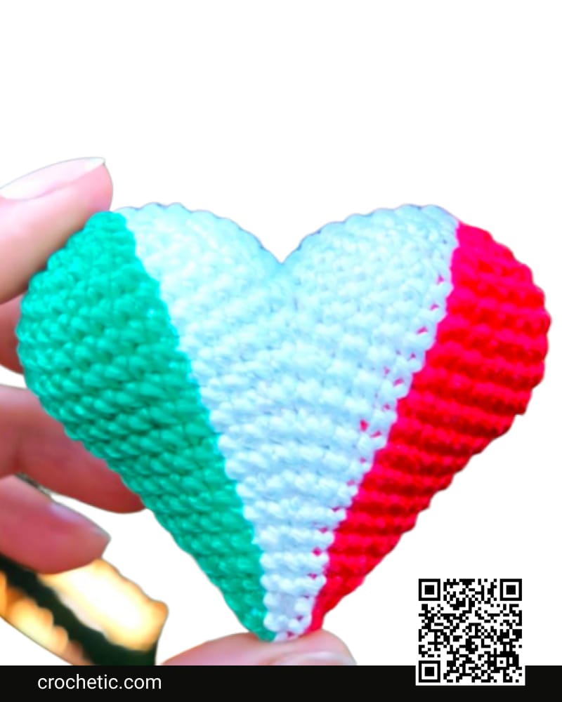 Tricolor Heart - Crochet Pattern
