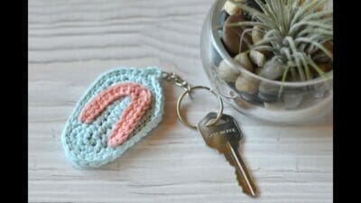 Crochet Flip Flop Keychain Tutorial - Free Pattern